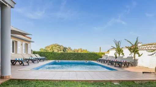 Villa with pool and tourist licence in Mahon Villa with pool and tourist licence in Mahon